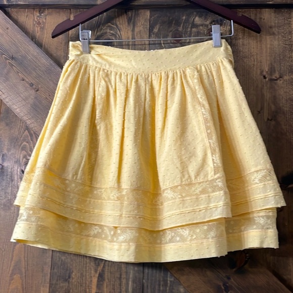 Joie Amerie Mini Skirt Banana Yellow Cotton Lace Hem Sample Size 4 NWT - Picture 2 of 8